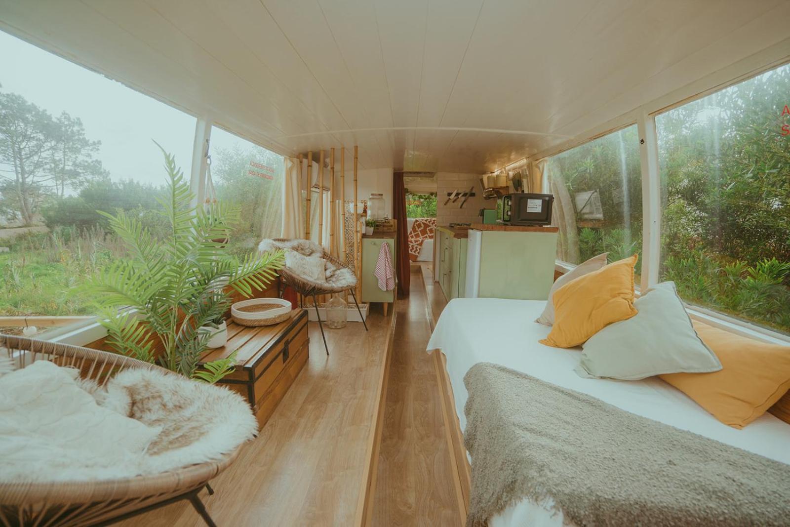 The Amazing Inacio Bus Converted Home Синтра Экстерьер фото