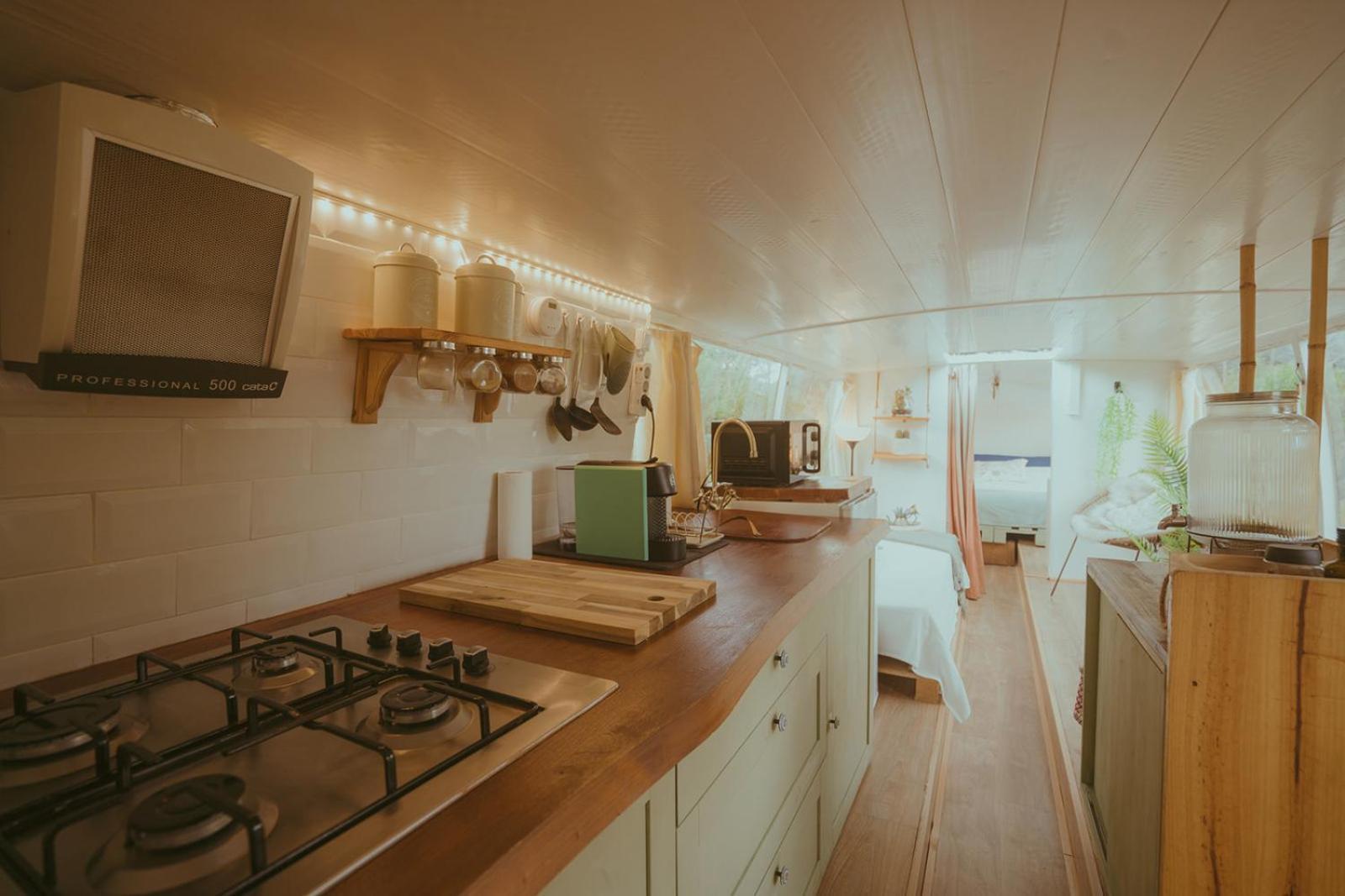 The Amazing Inacio Bus Converted Home Синтра Экстерьер фото