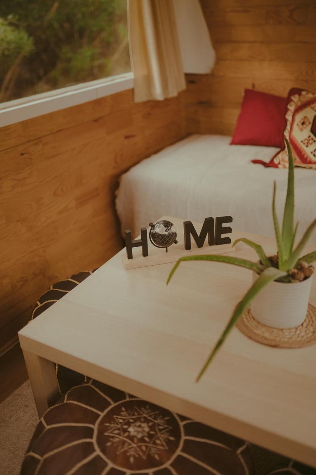 The Amazing Inacio Bus Converted Home Синтра Экстерьер фото